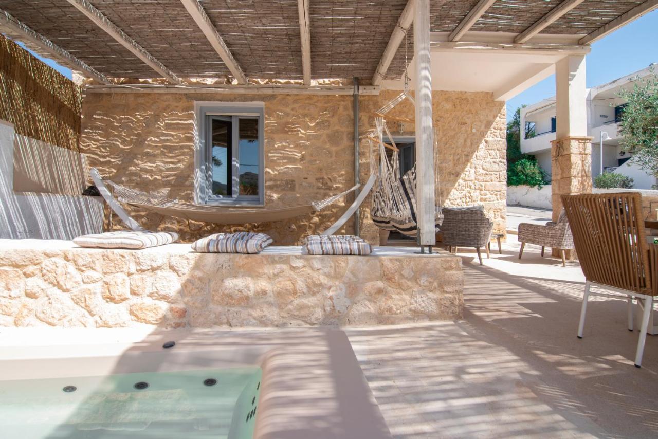 Terra E Sole Spa Suite Aegina Vathi  Exterior photo