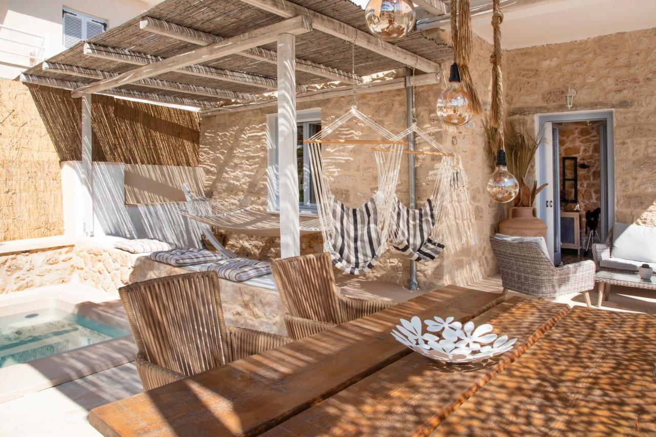 Terra E Sole Spa Suite Aegina Vathi  Exterior photo