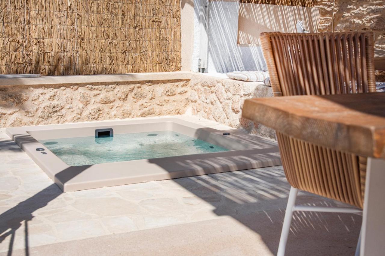 Terra E Sole Spa Suite Aegina Vathi  Exterior photo